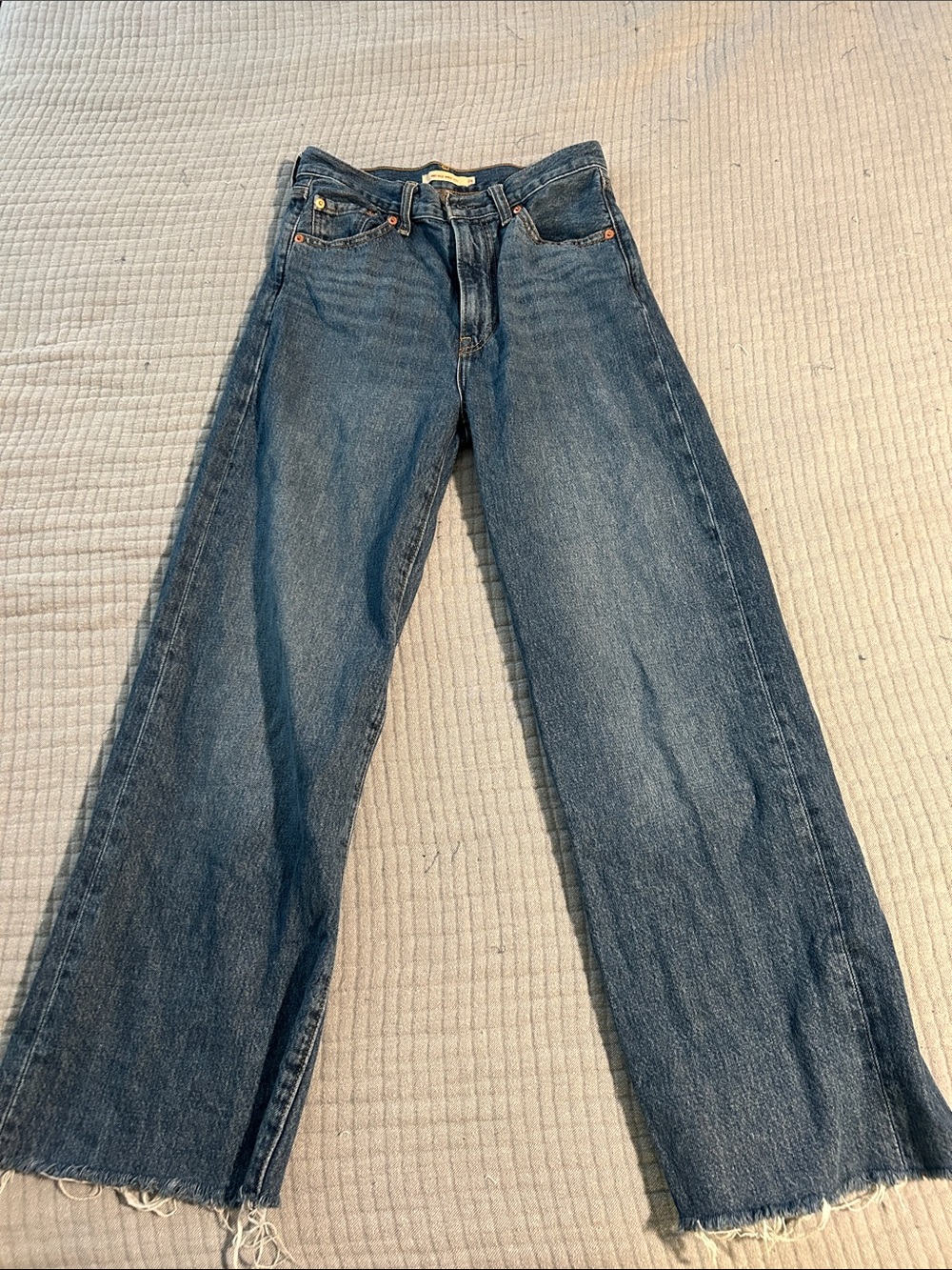Levi's Wide-Leg Women's Jeans in Dark Blue Denim